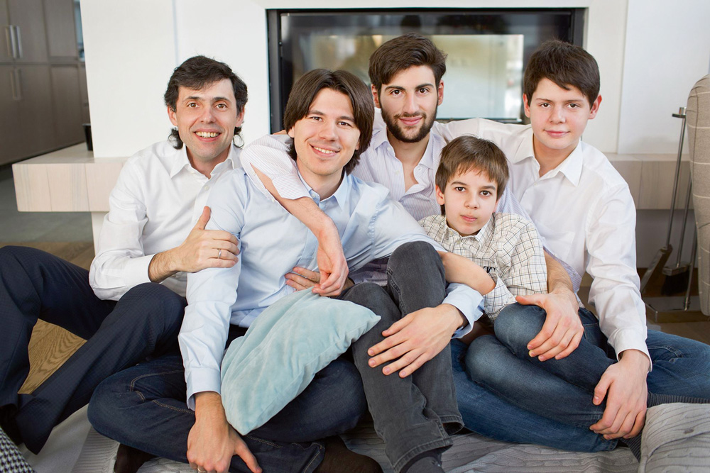 ВЛАДИСЛАВ БУРДА