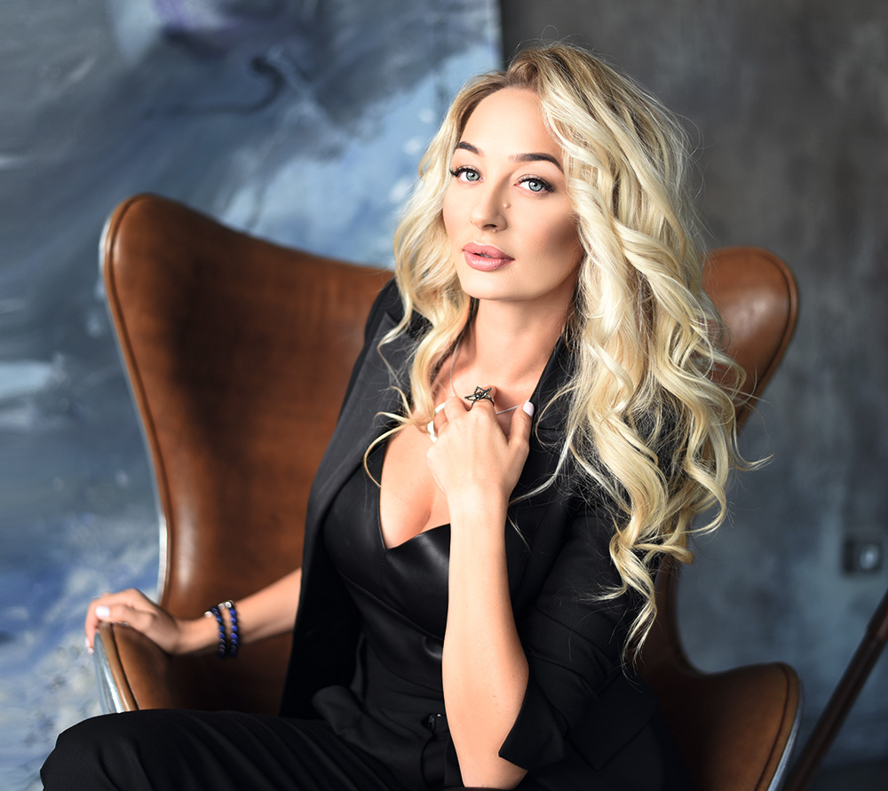 КАРИНА РАКШИН