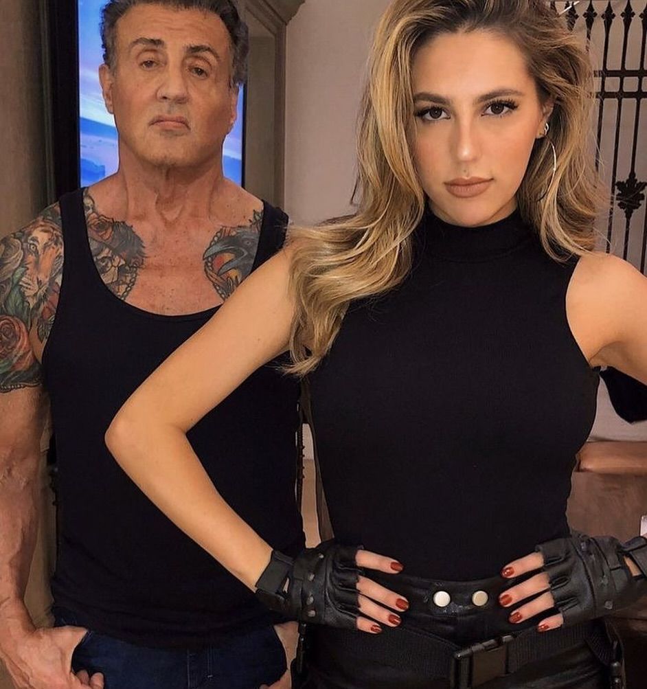 dc5cffe6e5f2815cd430a9f3ee425b33