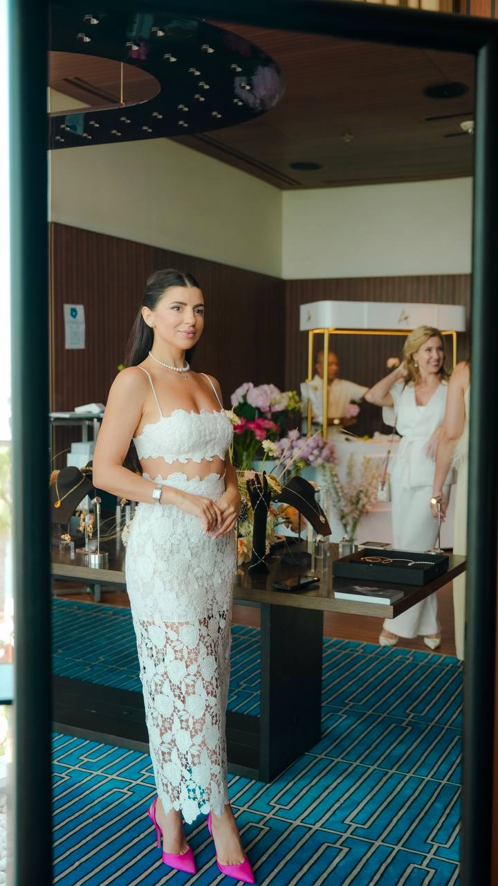 Данієла Фрунза на Nashi, фото 2