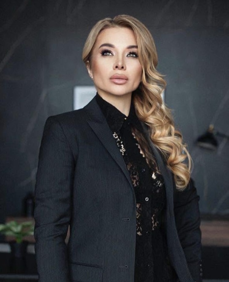 Вікторія Ліснича для Cabinetboss, фото 🌎4083