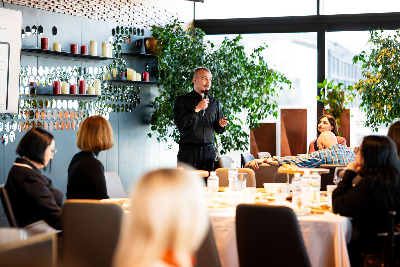 бізнес-бранч💥фото 7358